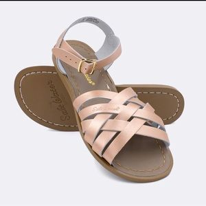 Rose Gold Retro Salt Water Sandals